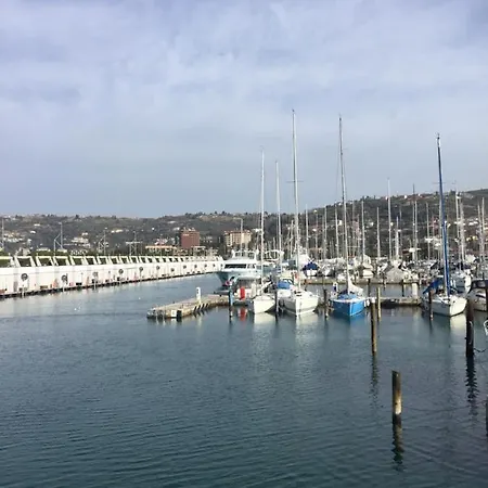 Nalu Seahouse Nyaraló Portorož