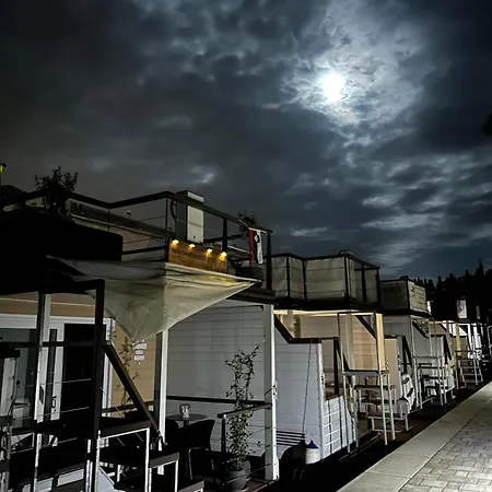 Nalu Seahouse *